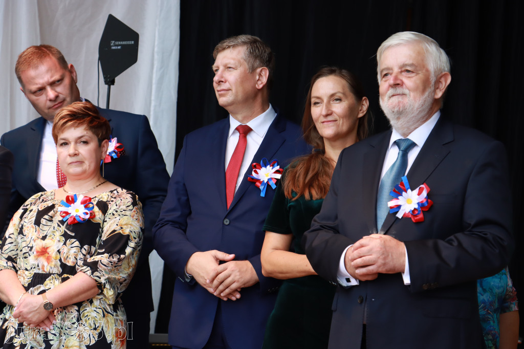 DOŻYNKI KROCZYCE - korowód i część oficjalna.