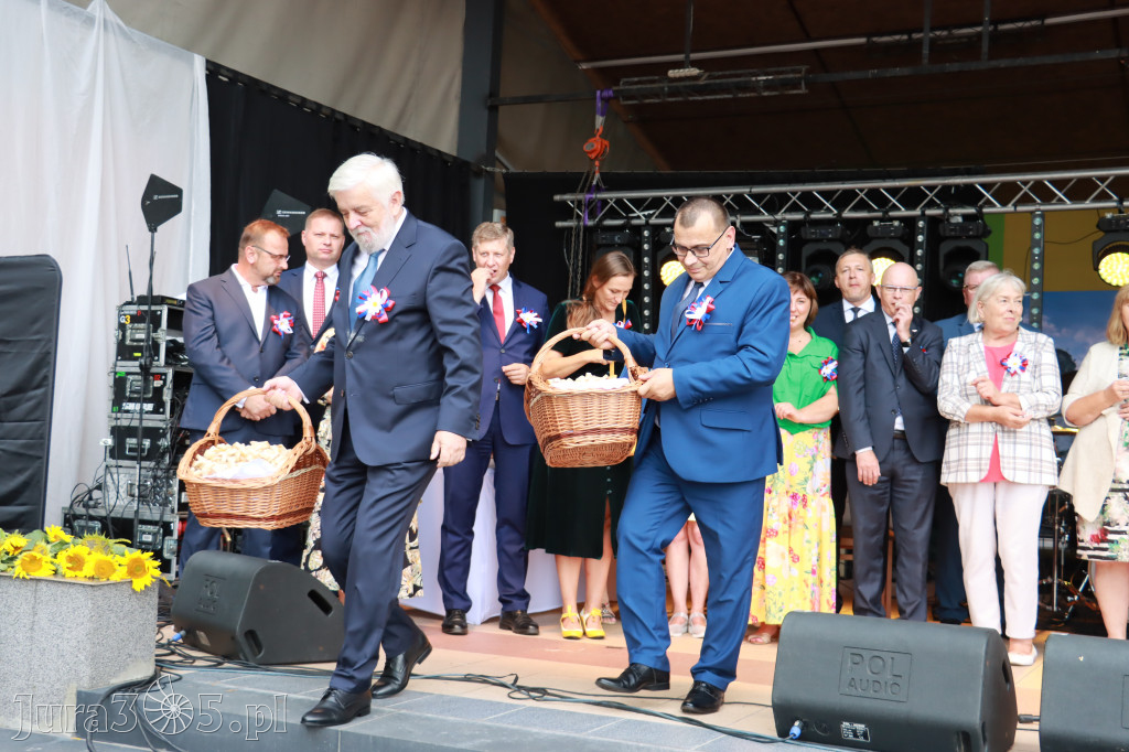 DOŻYNKI KROCZYCE - korowód i część oficjalna.