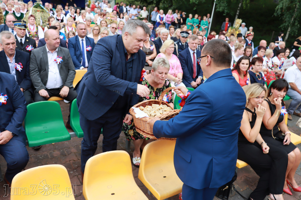 DOŻYNKI KROCZYCE - korowód i część oficjalna.
