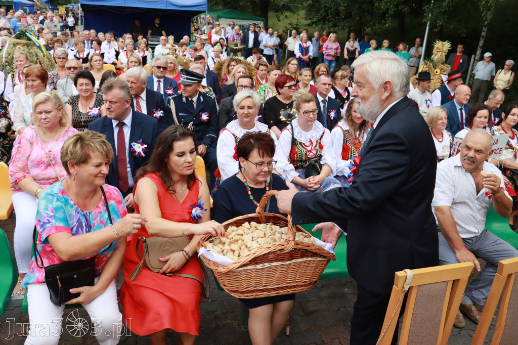 DOŻYNKI KROCZYCE - korowód i część oficjalna.