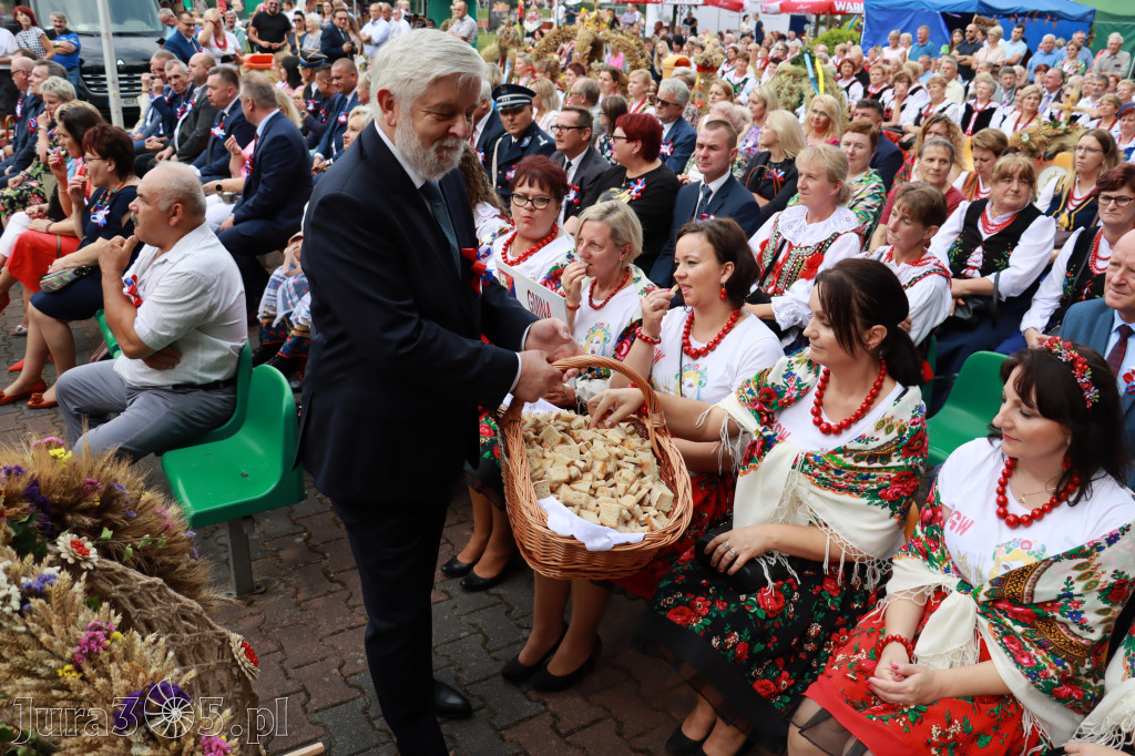 DOŻYNKI KROCZYCE - korowód i część oficjalna.