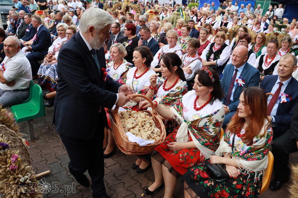 DOŻYNKI KROCZYCE - korowód i część oficjalna.
