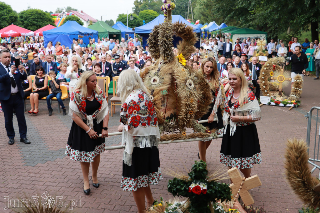 DOŻYNKI KROCZYCE - korowód i część oficjalna.