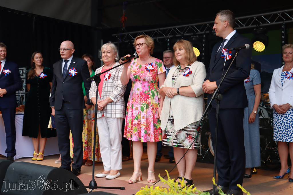 DOŻYNKI KROCZYCE - korowód i część oficjalna.