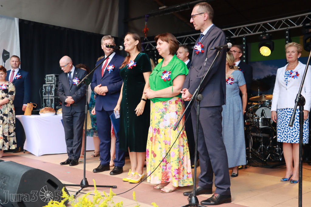DOŻYNKI KROCZYCE - korowód i część oficjalna.