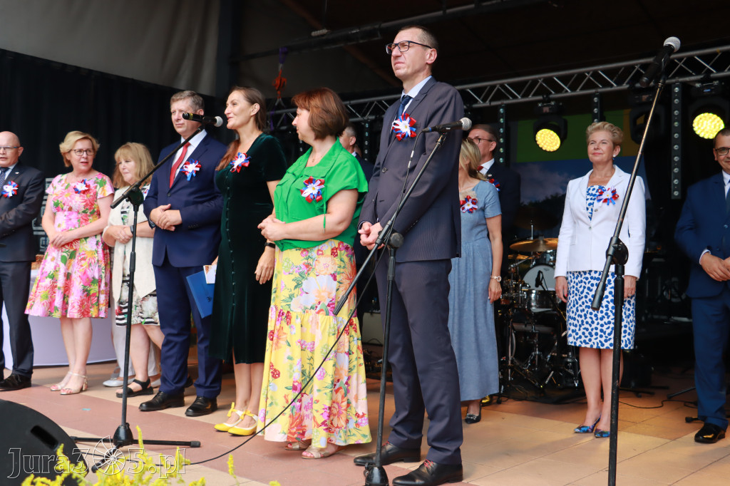 DOŻYNKI KROCZYCE - korowód i część oficjalna.