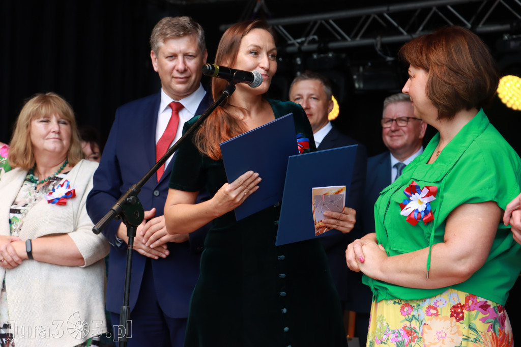 DOŻYNKI KROCZYCE - korowód i część oficjalna.