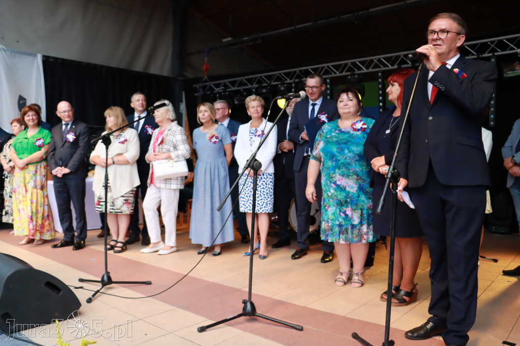 DOŻYNKI KROCZYCE - korowód i część oficjalna.