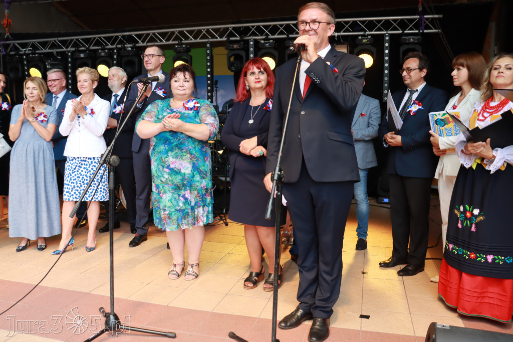 DOŻYNKI KROCZYCE - korowód i część oficjalna.