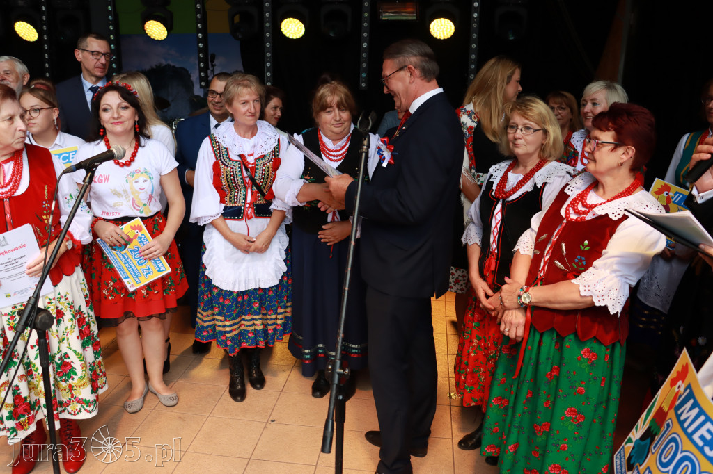 DOŻYNKI KROCZYCE - korowód i część oficjalna.
