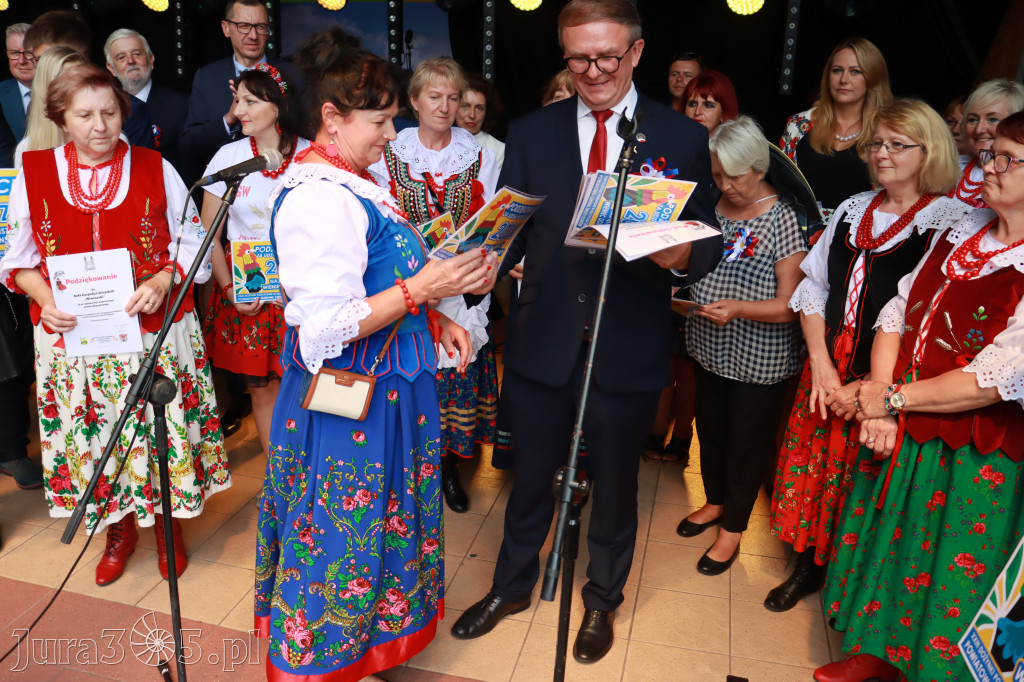 DOŻYNKI KROCZYCE - korowód i część oficjalna.