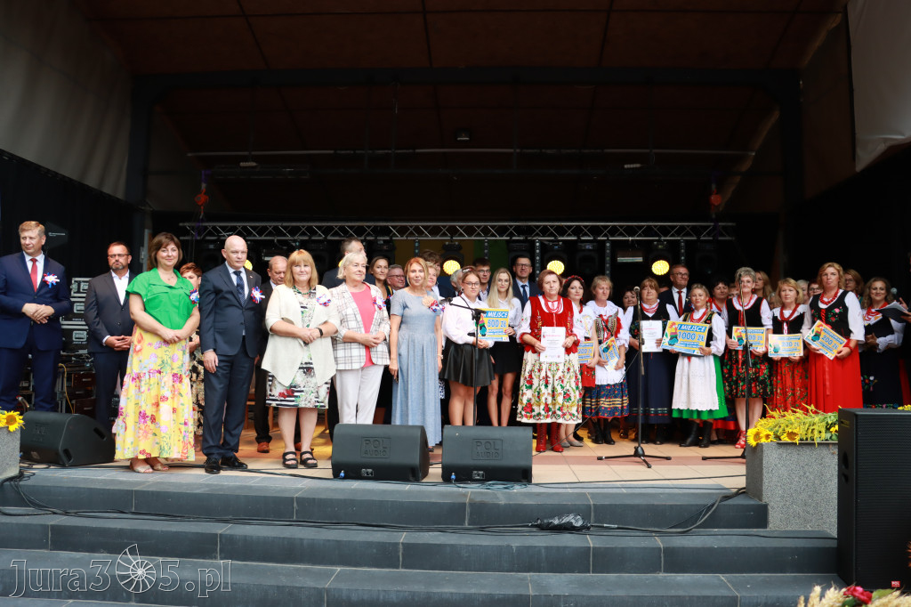 DOŻYNKI KROCZYCE - korowód i część oficjalna.