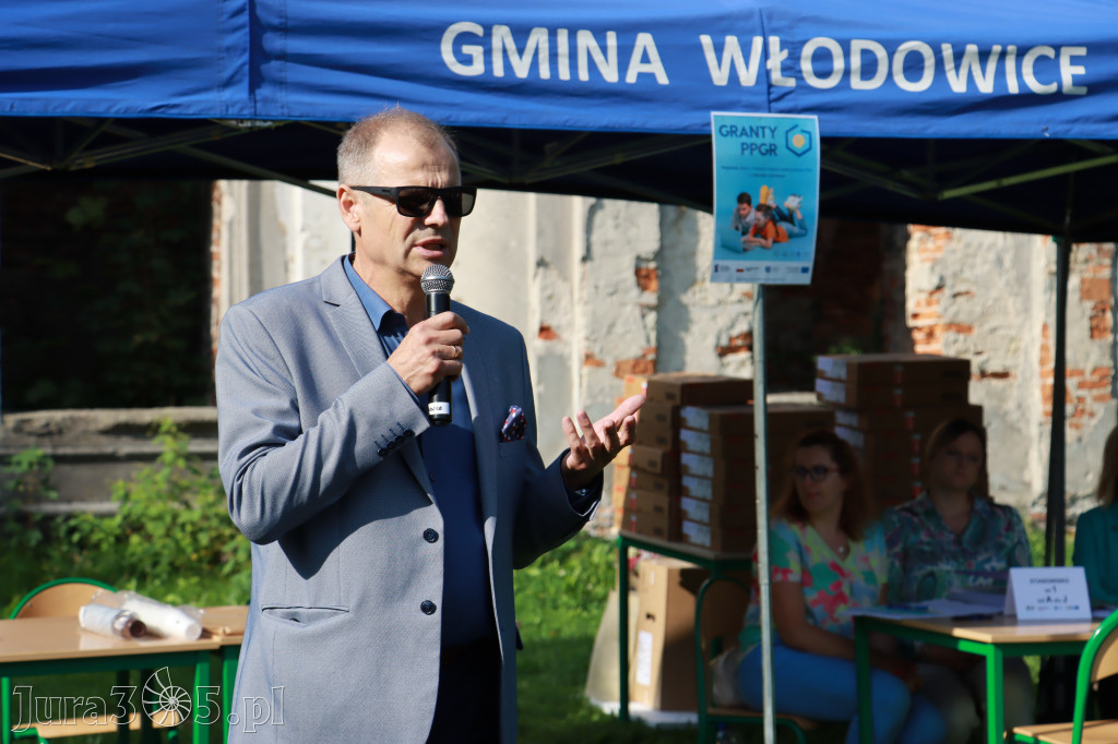 Włodowice - PRZEKAZANIE KOMPUTERÓW ?Granty PPGR?