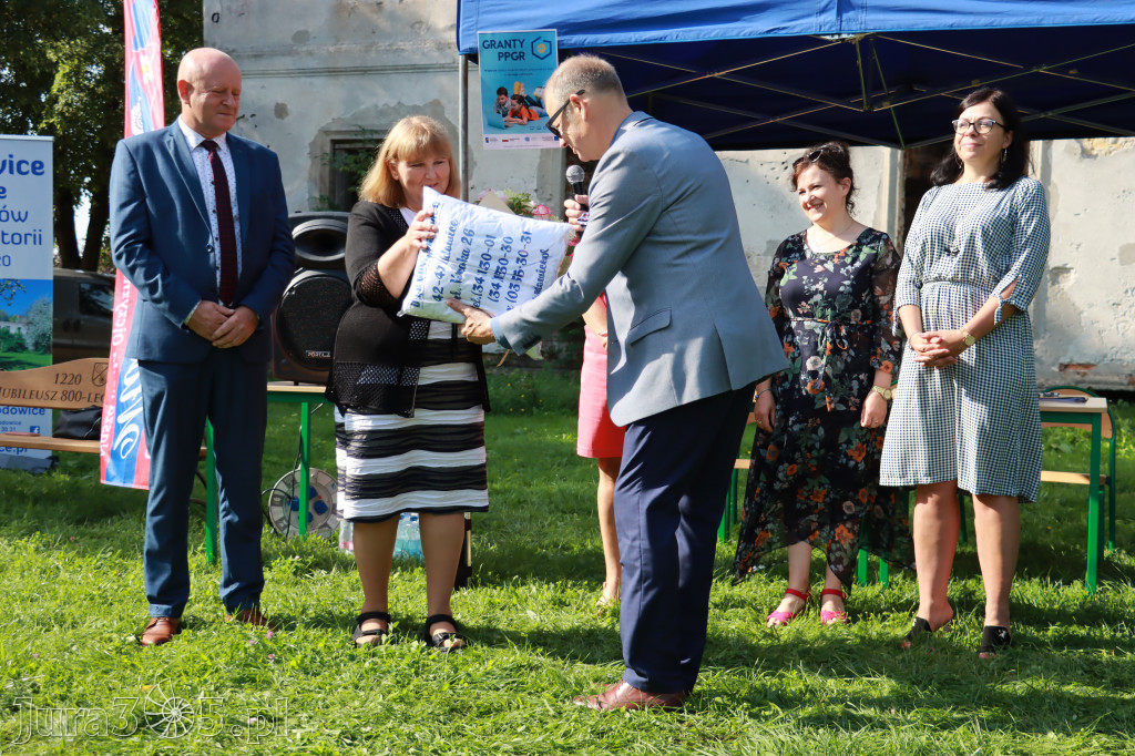 Włodowice - PRZEKAZANIE KOMPUTERÓW ?Granty PPGR?