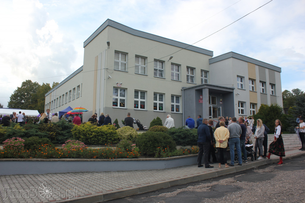 60-lat szkoły w Wysokiej