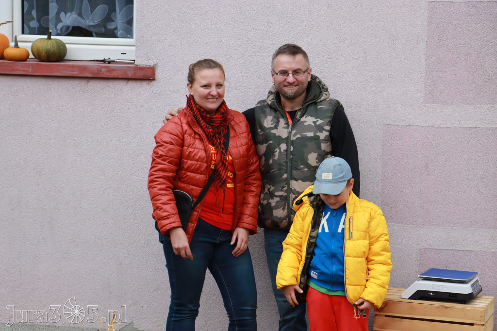Juromania 2022r. w Przybynowie - Pole Dyniowe