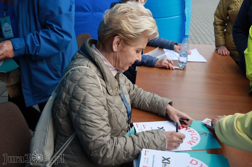 Fotorelacja XI Ogólnopolski Marsz Seniora Łazy 2022r.