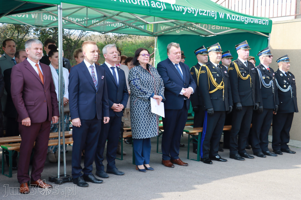 Fotorelacja - Przekazanie i poświęcenie nowego samochodu OSP Cynków