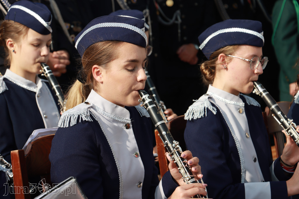 Fotorelacja - Przekazanie i poświęcenie nowego samochodu OSP Cynków