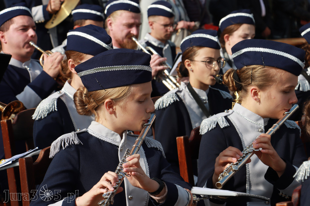 Fotorelacja - Przekazanie i poświęcenie nowego samochodu OSP Cynków