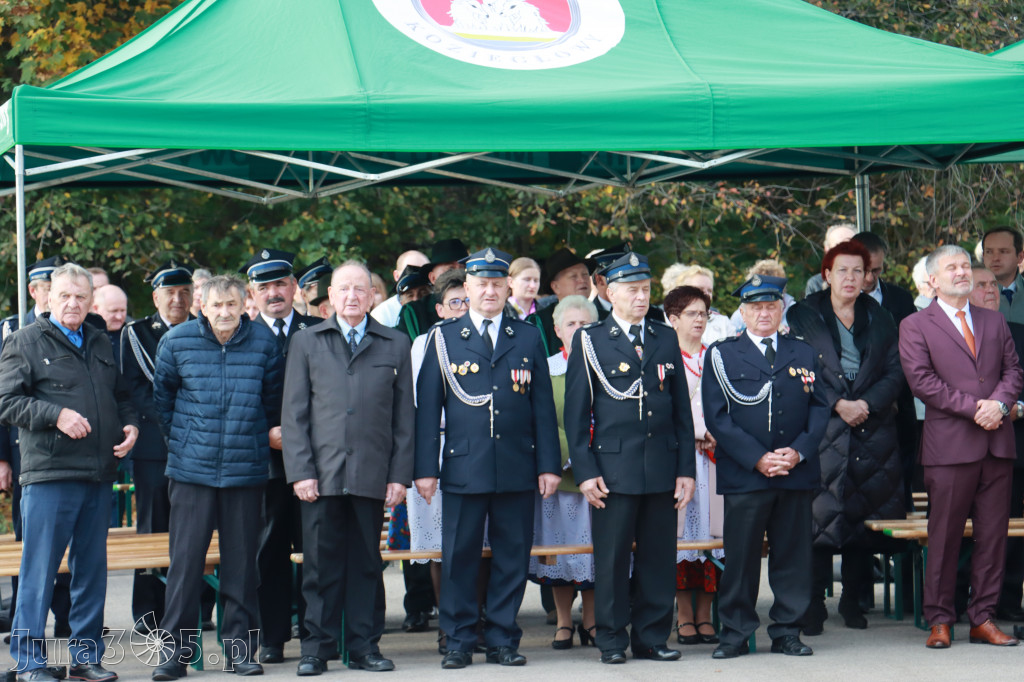 Fotorelacja - Przekazanie i poświęcenie nowego samochodu OSP Cynków