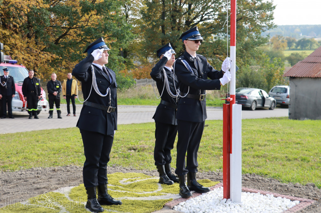 Fotorelacja - Przekazanie i poświęcenie nowego samochodu OSP Cynków