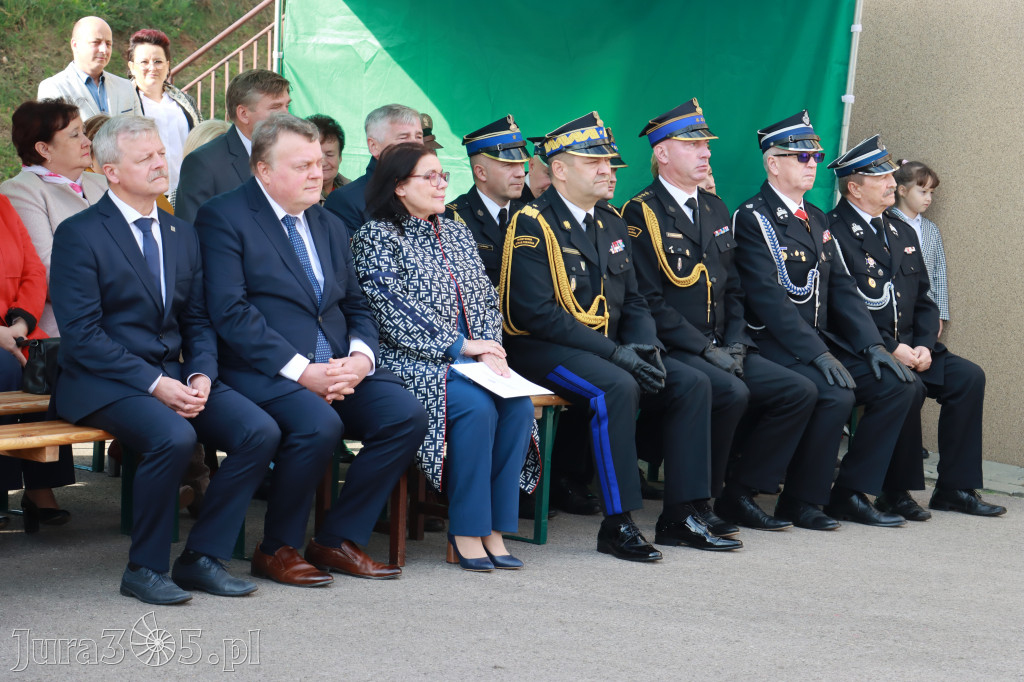 Fotorelacja - Przekazanie i poświęcenie nowego samochodu OSP Cynków