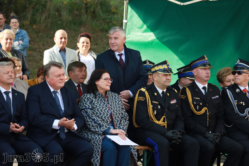 Fotorelacja - Przekazanie i poświęcenie nowego samochodu OSP Cynków