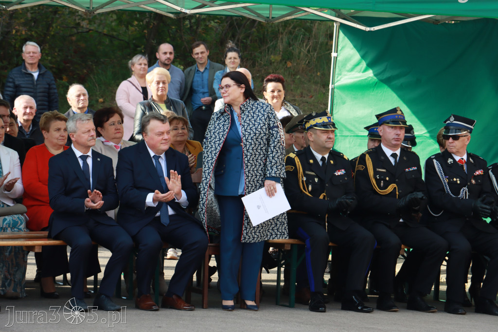 Fotorelacja - Przekazanie i poświęcenie nowego samochodu OSP Cynków
