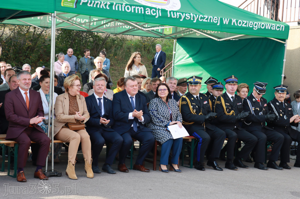 Fotorelacja - Przekazanie i poświęcenie nowego samochodu OSP Cynków