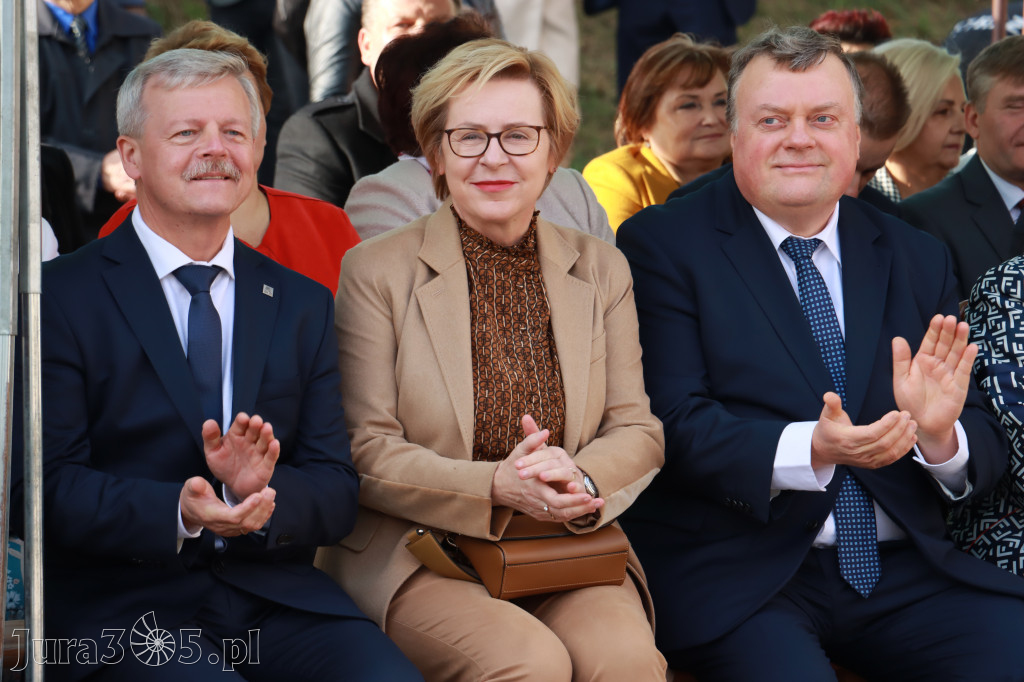 Fotorelacja - Przekazanie i poświęcenie nowego samochodu OSP Cynków