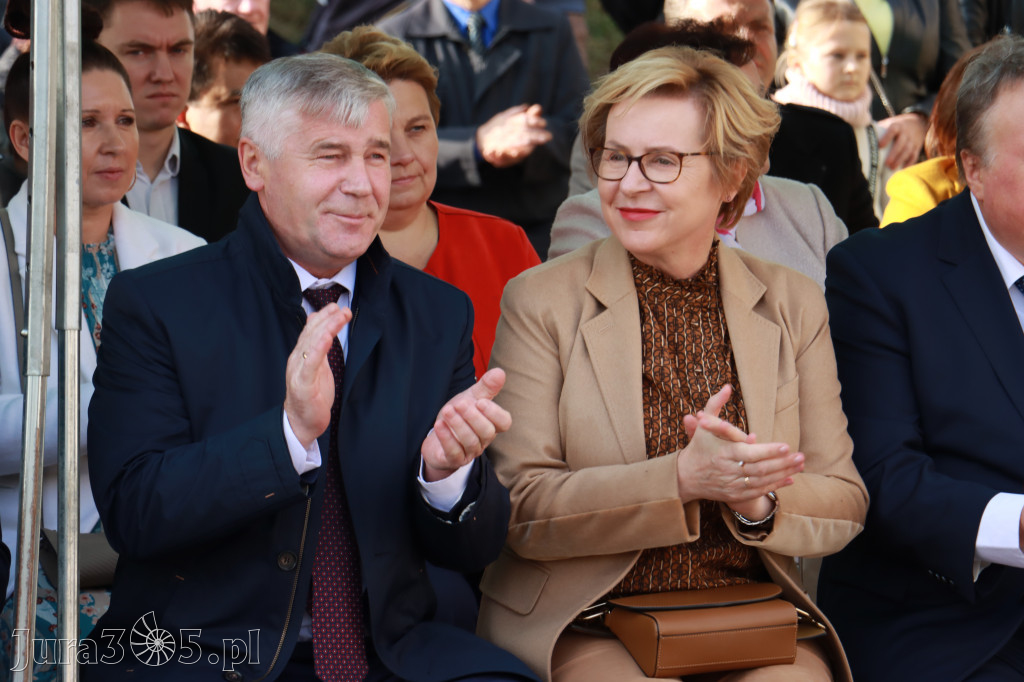 Fotorelacja - Przekazanie i poświęcenie nowego samochodu OSP Cynków