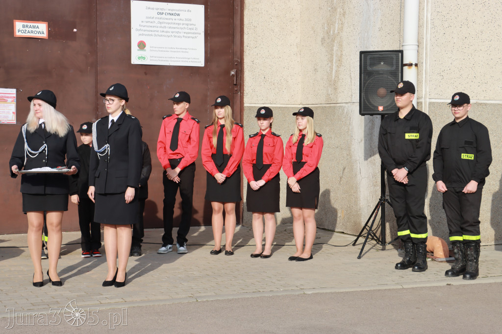 Fotorelacja - Przekazanie i poświęcenie nowego samochodu OSP Cynków