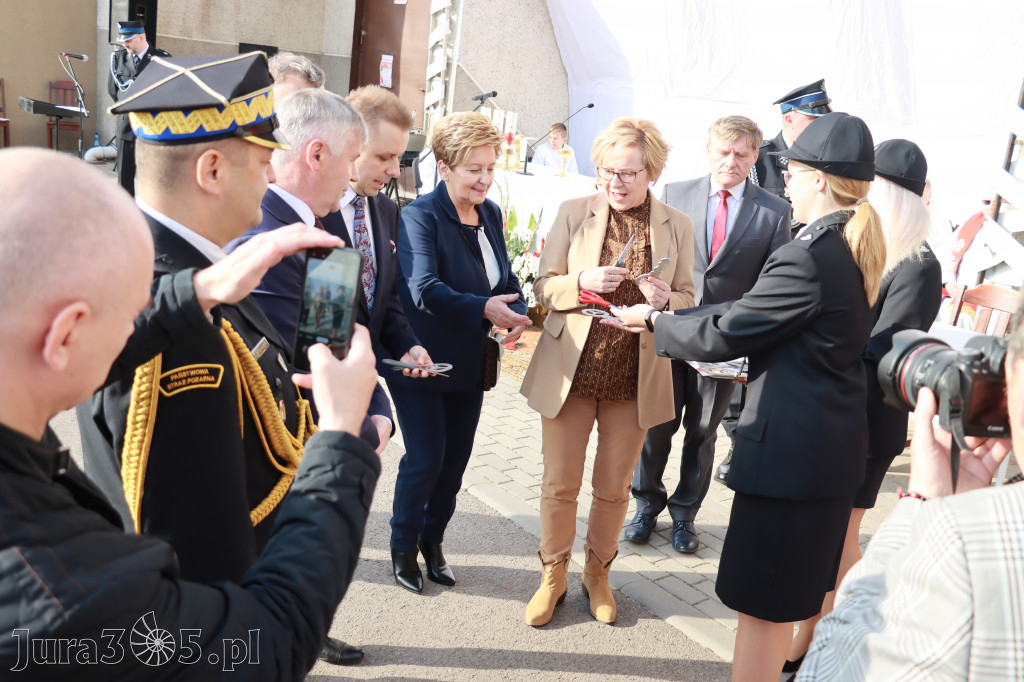 Fotorelacja - Przekazanie i poświęcenie nowego samochodu OSP Cynków