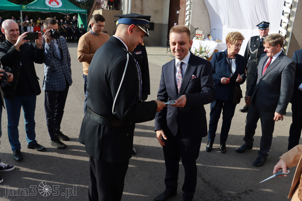 Fotorelacja - Przekazanie i poświęcenie nowego samochodu OSP Cynków