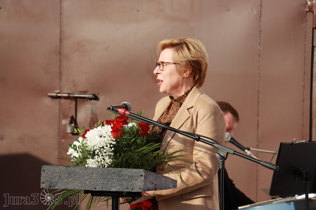 Fotorelacja - Przekazanie i poświęcenie nowego samochodu OSP Cynków