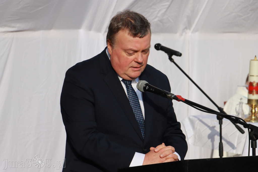 Fotorelacja - Przekazanie i poświęcenie nowego samochodu OSP Cynków