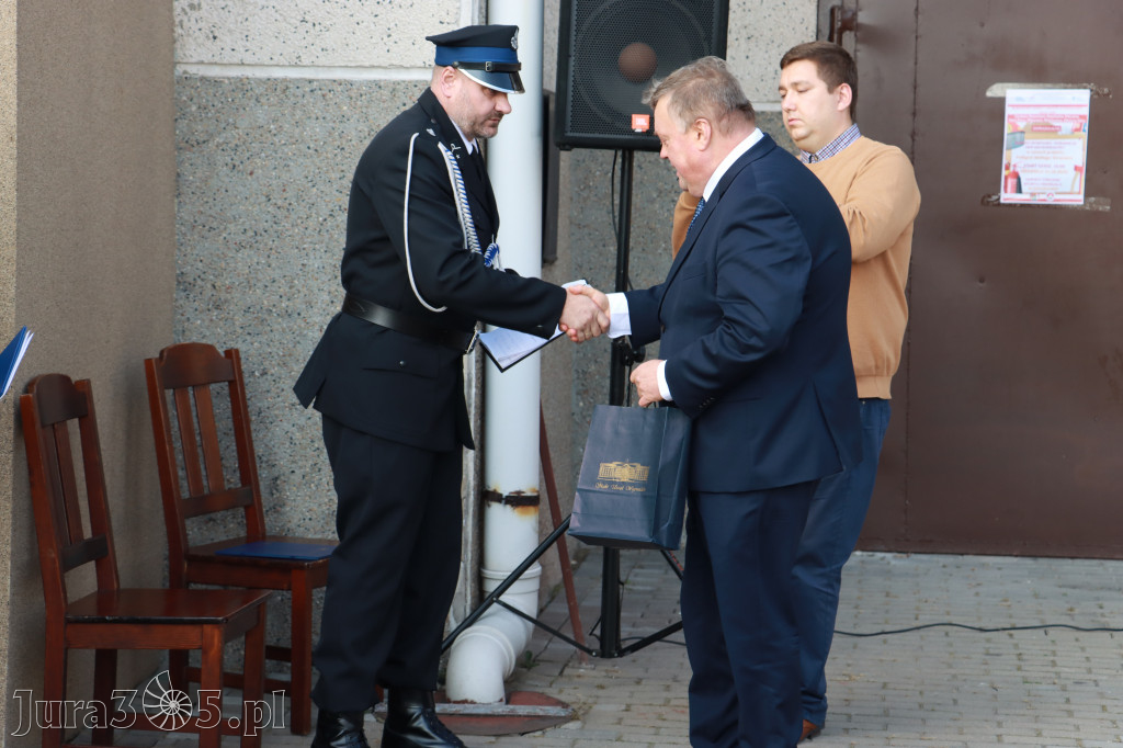 Fotorelacja - Przekazanie i poświęcenie nowego samochodu OSP Cynków