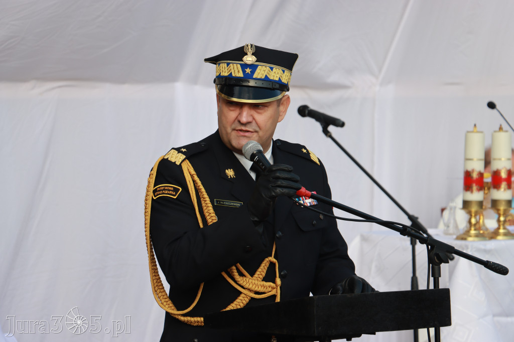 Fotorelacja - Przekazanie i poświęcenie nowego samochodu OSP Cynków