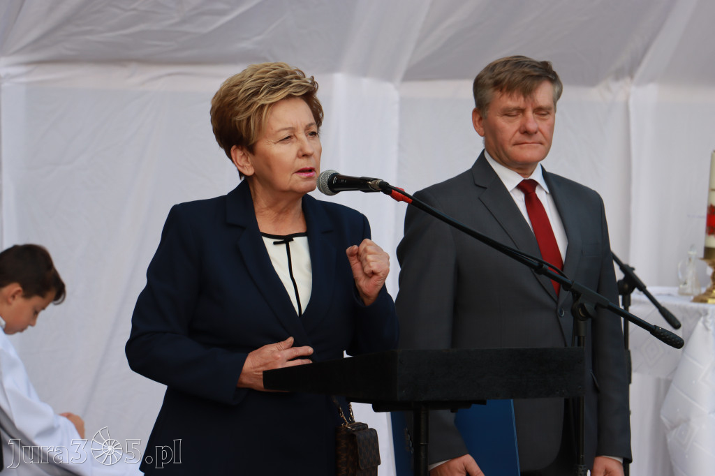 Fotorelacja - Przekazanie i poświęcenie nowego samochodu OSP Cynków