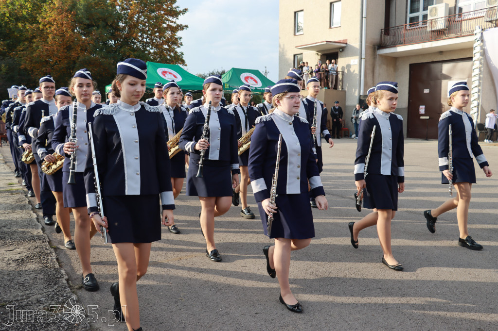 Fotorelacja - Przekazanie i poświęcenie nowego samochodu OSP Cynków