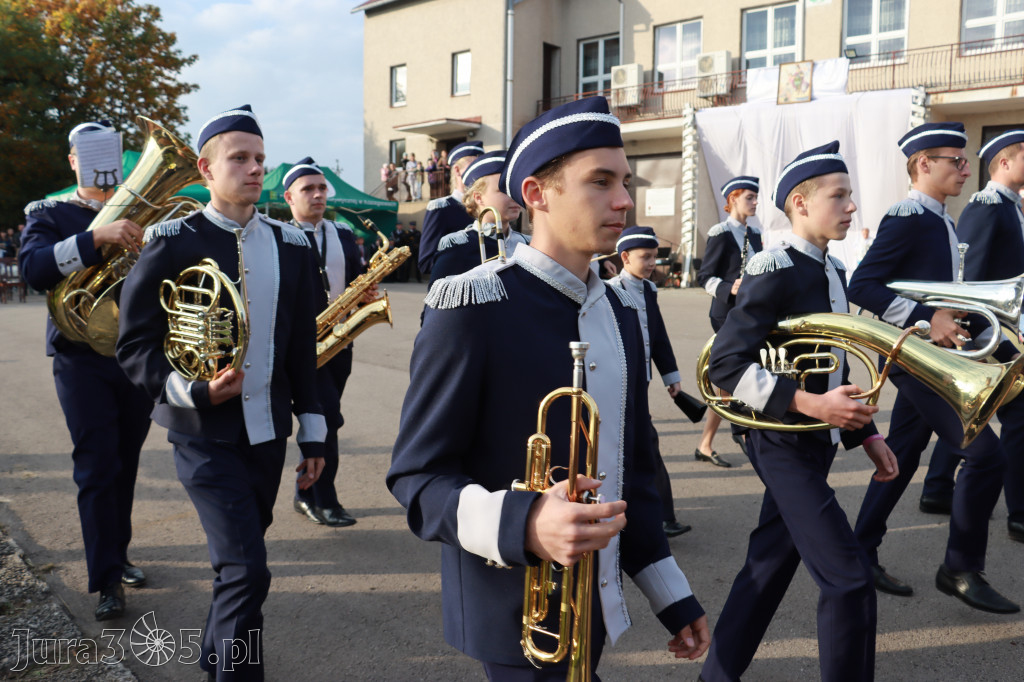 Fotorelacja - Przekazanie i poświęcenie nowego samochodu OSP Cynków