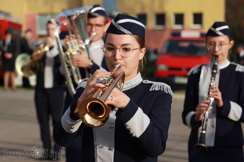 Fotorelacja - Przekazanie i poświęcenie nowego samochodu OSP Cynków
