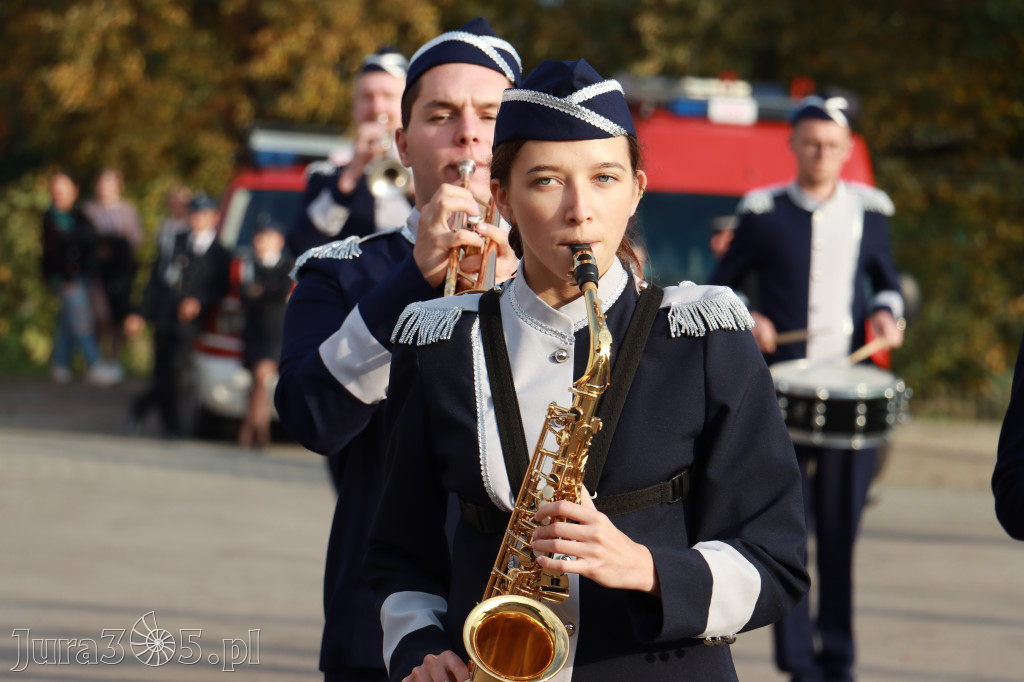 Fotorelacja - Przekazanie i poświęcenie nowego samochodu OSP Cynków