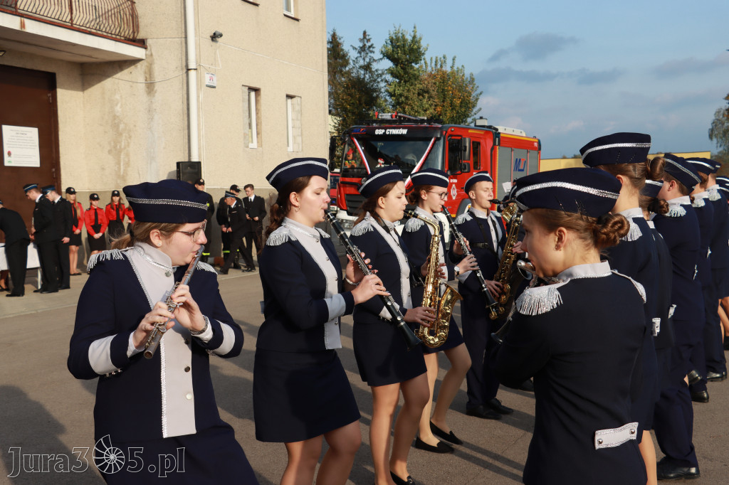 Fotorelacja - Przekazanie i poświęcenie nowego samochodu OSP Cynków
