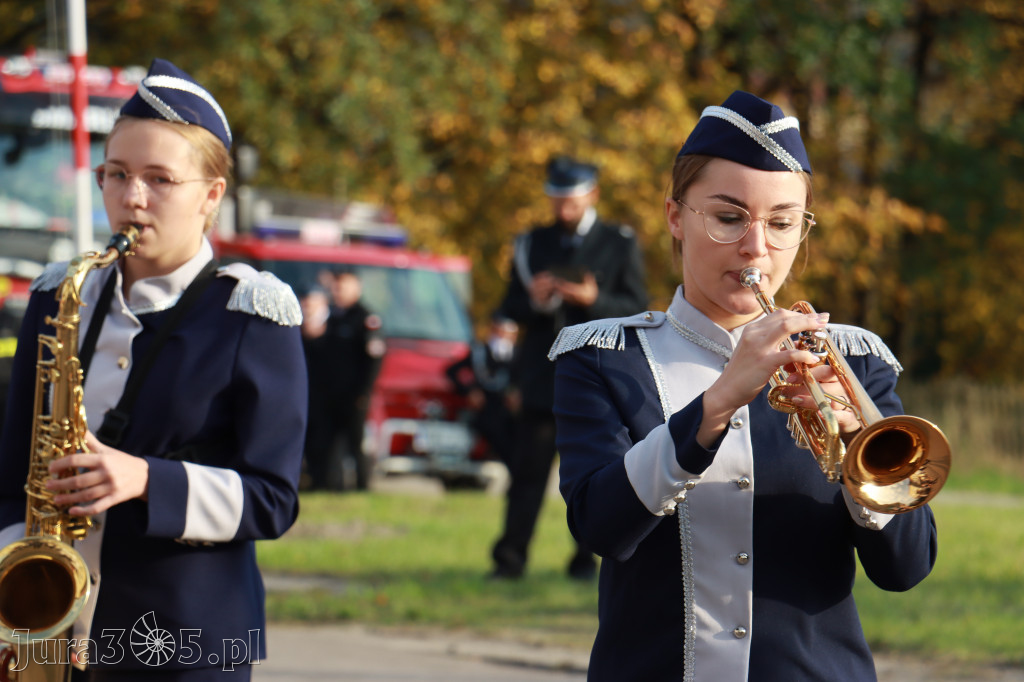 Fotorelacja - Przekazanie i poświęcenie nowego samochodu OSP Cynków