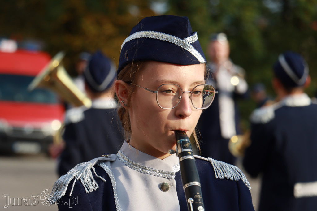 Fotorelacja - Przekazanie i poświęcenie nowego samochodu OSP Cynków