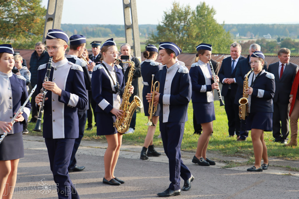 Fotorelacja - Przekazanie i poświęcenie nowego samochodu OSP Cynków