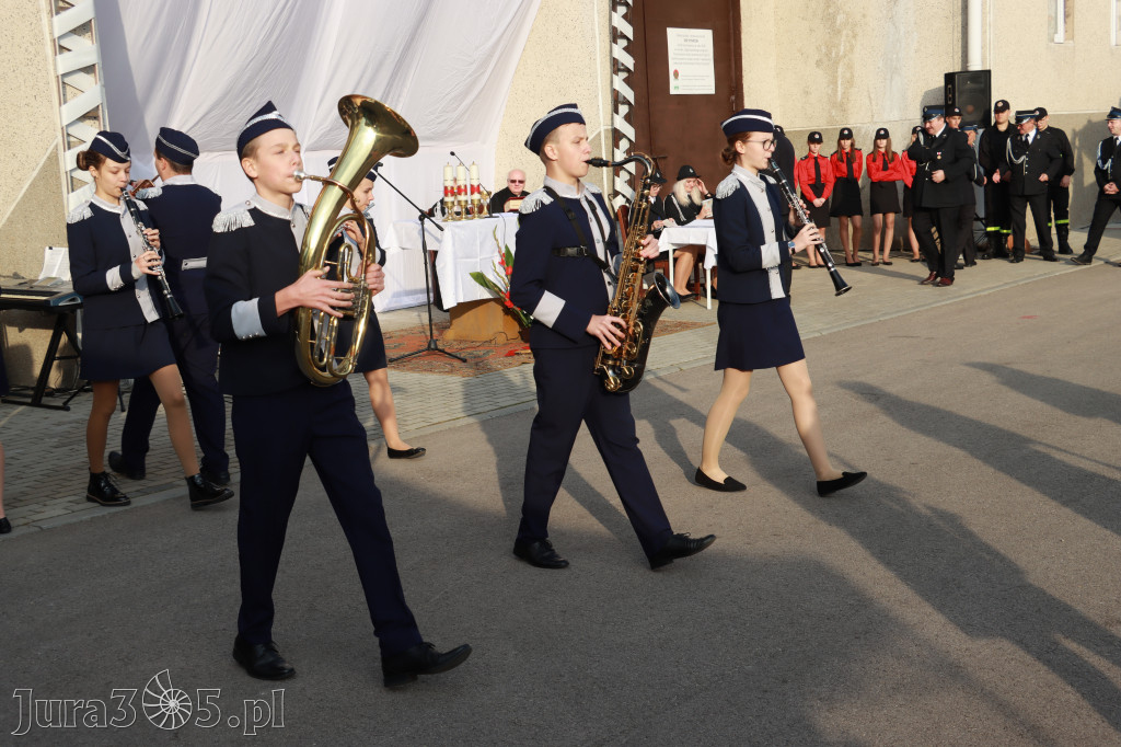 Fotorelacja - Przekazanie i poświęcenie nowego samochodu OSP Cynków
