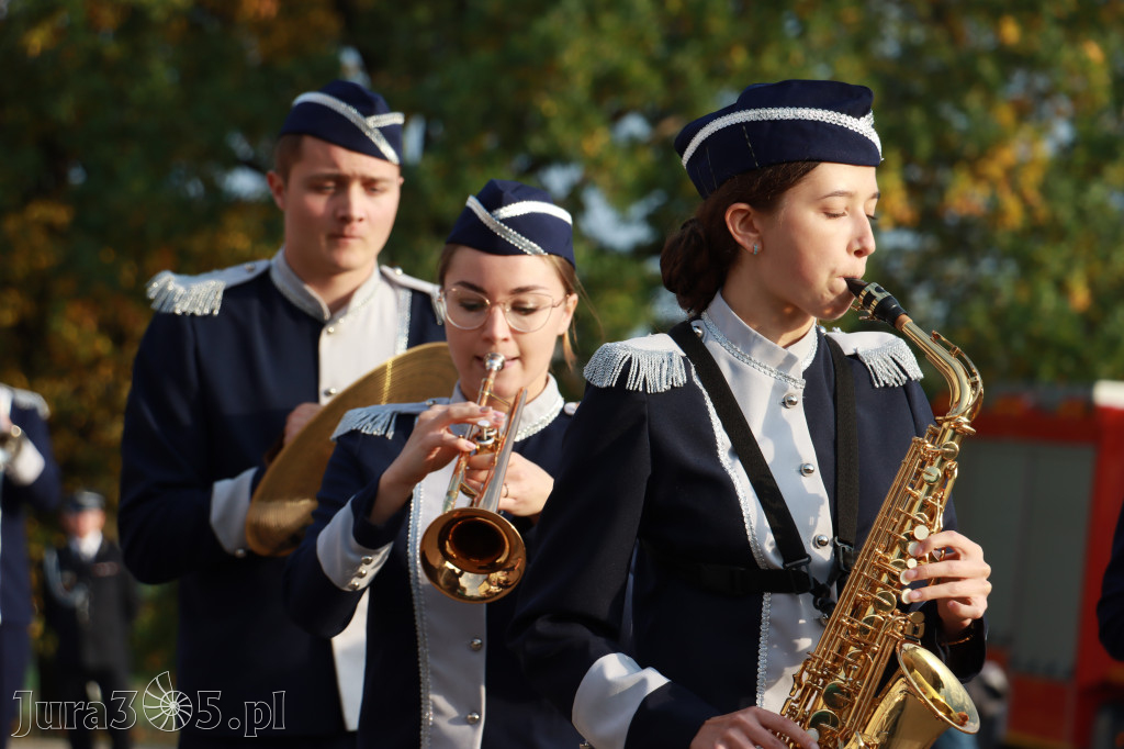 Fotorelacja - Przekazanie i poświęcenie nowego samochodu OSP Cynków